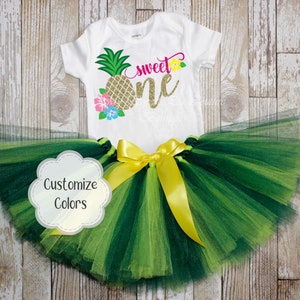 Pineapple First Birthday, Pineapple Party, Luau First Birthday Outfit, Hawaiian 1st Birthday, Sweet One Pineapple, 1st Luau Birthday Party