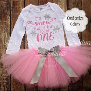 Snow Much Fun to be One Birthday Outfit- Snowflake First Birthday Outfit- Cake Smash Outfit- 1st Birthday Outfit- Winter Wonderland- Tutu