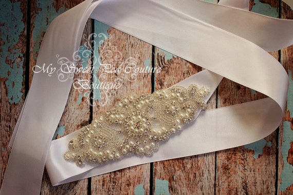 Luxe Rhinestone Beaded Couture Headband for Brides, Flower  display picture 1