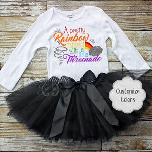 Conjunto de 3.er cumpleaños de Threenado: camiseta arcoíris de celebración de Three-Nado para niñas pequeñas