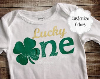 St. Patrick's Day Baby Outfit Kleeblatt Erster Geburtstag (Tutu & Namen Option)