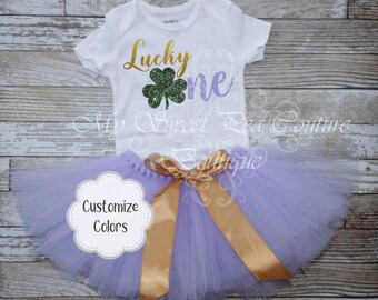 St. Patricks Outfit zum ersten Geburtstag: Grünes Kleeblatt-Tutu - Option mit individuellem Namen