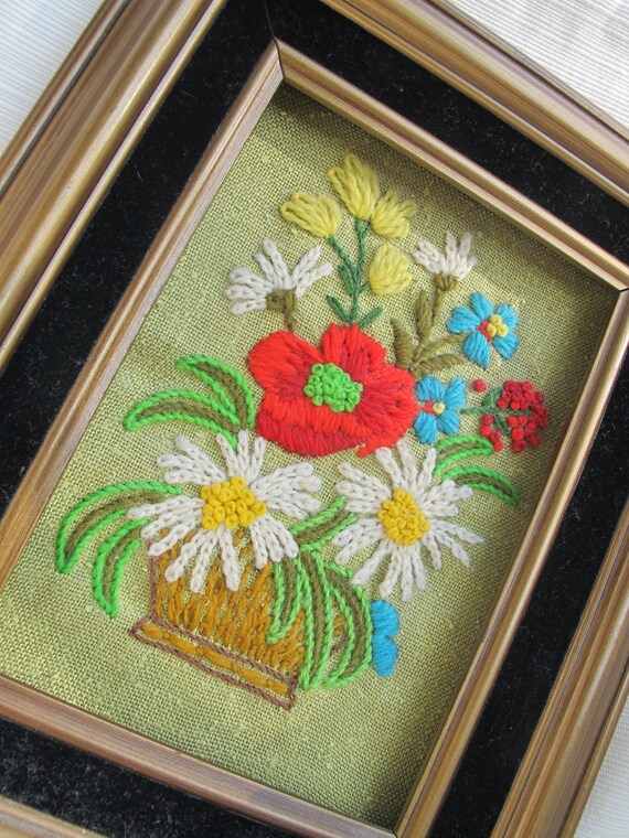 Items similar to 2 framed crewel embroidery on Etsy