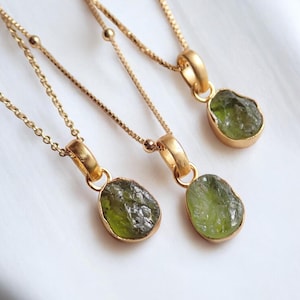 Raw Peridot Necklace, Peridot Jewelry, Genuine August Birthstone, Natural Green Gemstone Gift, 14K Gold Vermeil Pendant, Gold Filled Chain