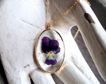 Real Violet Flower Necklace, Pressed Flower Gift Necklace, Real Flower Necklace, Dried Flower Jewelry,Botanical Floral Resin Necklace