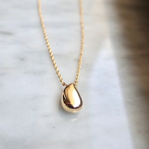 Water Drop Necklace, Gold Minimalist Pendant Necklace, Small Gold Pendant Necklace, Dainty Gold Droplet Necklace, Jewelry Gift for Her