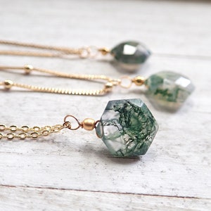 Moss Agate Necklace, Moss Agate Jewelry, Green Crystal Necklace, Dainty Gemstone Pendant Necklace, Raw Crystal Gold Fill Chain, Gift for Her