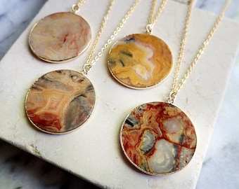 Crazy Lace Agate Necklace, Lace Agate Pendant Necklace, Agate Slice Necklace, Natural Gemstone Gold Necklace for Women, Agate Jewelry Gift