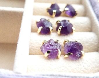 Raw Amethyst Stud Earrings, Amethyst Jewelry Gift, Medium Amethyst Post Earrings,Natural Gemstone Earring, Purple Crystal Earrings