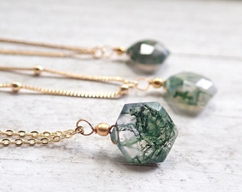 Moss Agate Necklace, Moss Agate Jewelry, Green Crystal Necklace, Dainty Gemstone Pendant Necklace, Raw Crystal Gold Fill Chain, Gift for Her