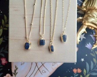 Raw Sapphire Necklace, Sapphire Necklace Gold,Sapphire Jewelry, September Birthstone Gift, Dainty Gemstone Necklace, Birthstone Jewelry