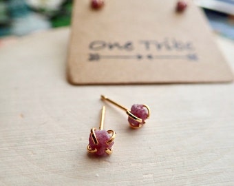 Tiny Ruby Stud Earrings, Raw Ruby Post Earrings, July Birthstone Earrings,Ruby Jewelry,Natural Gemstone Earrings,Raw Stone Earrings
