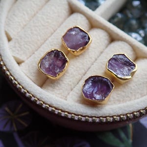 New Raw Amethyst Stud Earrings, Gemstone Post Earrings,Amethyst Jewelry,February Birthstone, Gift for Her, Minimalist Purple Crystal Earring