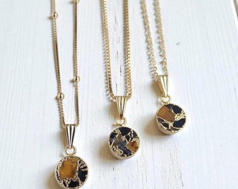 Gold Citrine & Black Jade Necklace – Mojave Gemstone Coin Necklace – Kintsugi Style Round Pendant – Dainty Minimalist Jewelry for Her
