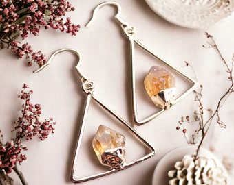 Raw Citrine Dangle Earrings Gold,Natural Gemstone Hanging Earrings, Gift for Scorpios, November Birthstone Jewelry, Triangle Earrings