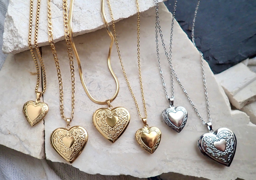 [COLD FRAME] /☆  VERY VINTAGE GOLD HEART PENDANT NECKLACE VERY VINTAGE GOLD HEART PENDANT NECKLACE