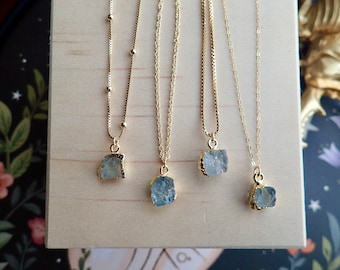 Raw Aquamarine Necklace,March Birthstone Gift, Dainty Gemstone Necklace ,Blue Crystal Necklace,Handmade Jewelry Gift, Birthstone Necklace