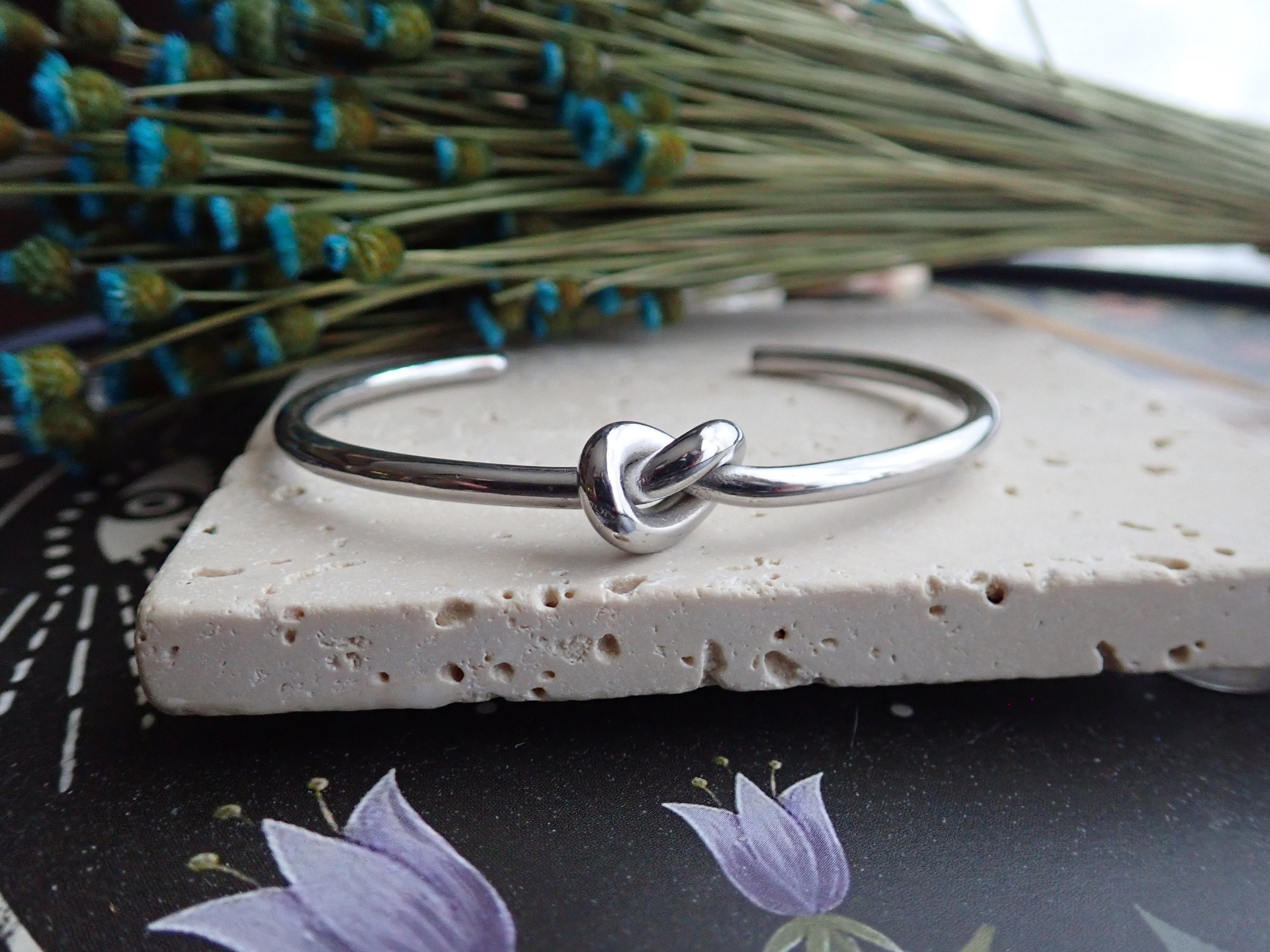 Silver Knot Bracelet, Love Knot Bracelet, Friendship Silver Bracelet, Silver Knot Cuff Bangle Bracelet,Bridesmaid Best Friend Bracelet