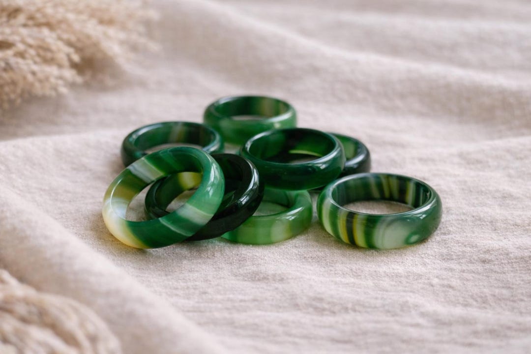 Solid Green Banded Agate Ring, Green Gemstone Carved Stone Band, Solid ...