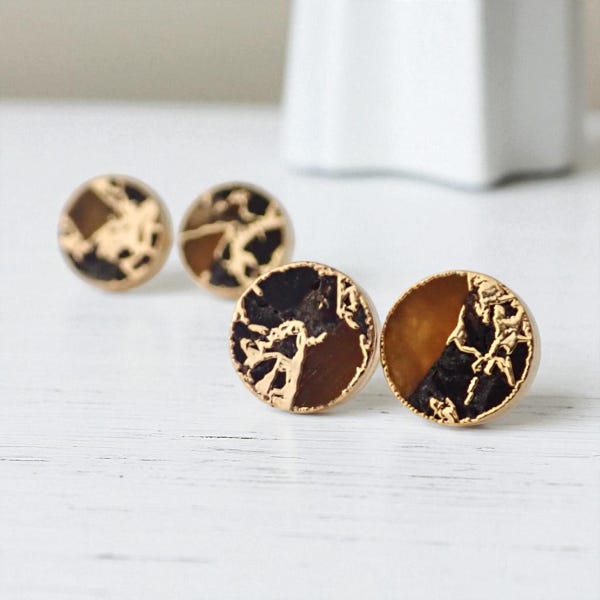 Gold Citrine & Black Jade Stud Earrings – Mojave Gemstone Post Earrings – Kintsugi Style Round Earrings – Unique Minimalist Jewelry for Her