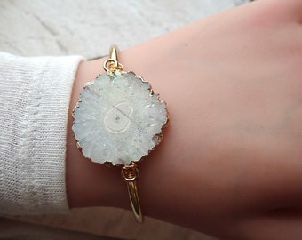 Solar Quartz Cuff Bracelet, Gold Druzy Crystal Cuff, Raw Crystal Bracelet,Geode Cuff Bracelet Gold ,Gold Bracelet with White Crystal