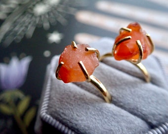 Raw Carnelian Ring, Raw Crystal Ring, Orange Crystal Ring, Gift for Her,Handmade Jewelry,Carnelian Jewelry,Ring for Women,Raw Gemstone Ring
