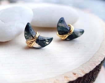 Moss Agate Stud Earrings, Moss Agate Jewelry, Crescent Moon Earrings, Wire Wrapped Gemstone Studs, Celestial Earrings, Lover Girlfriend Gift