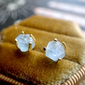 Tiny Aquamarine Birthstone Earrings, Raw Aquamarine Studs, Handmade Birthstone Jewelry, Rough Crystal Earrings, Dainty Gemstone Earrings