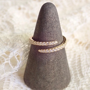 Open Pave CZ Diamond Wrap Around Ring, Spiral Gold Open Wrap Ring for Women,Gold Stackable Ring,Twisted Band Gap Ring, Eternity Ring Gift