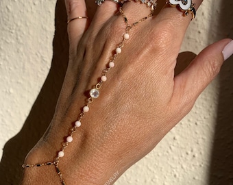 Juno Moonstone Bracelet, Moonstone Hand Chain, Moonstone Finger Bracelet, Shell Bracelet