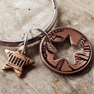1991 34th Birthday Penny Star Keychain 34th Anniversary 34th Birthday Gift Coin Jewelry made from a 1991 Penny