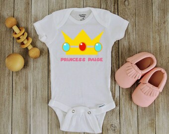 Couronne de princesse Peach, grenouillère bébé personnalisée, cadeau nouveau papa, grenouillère d'Halloween fille, chemise Super Mario Bros, grenouillère Mario bros