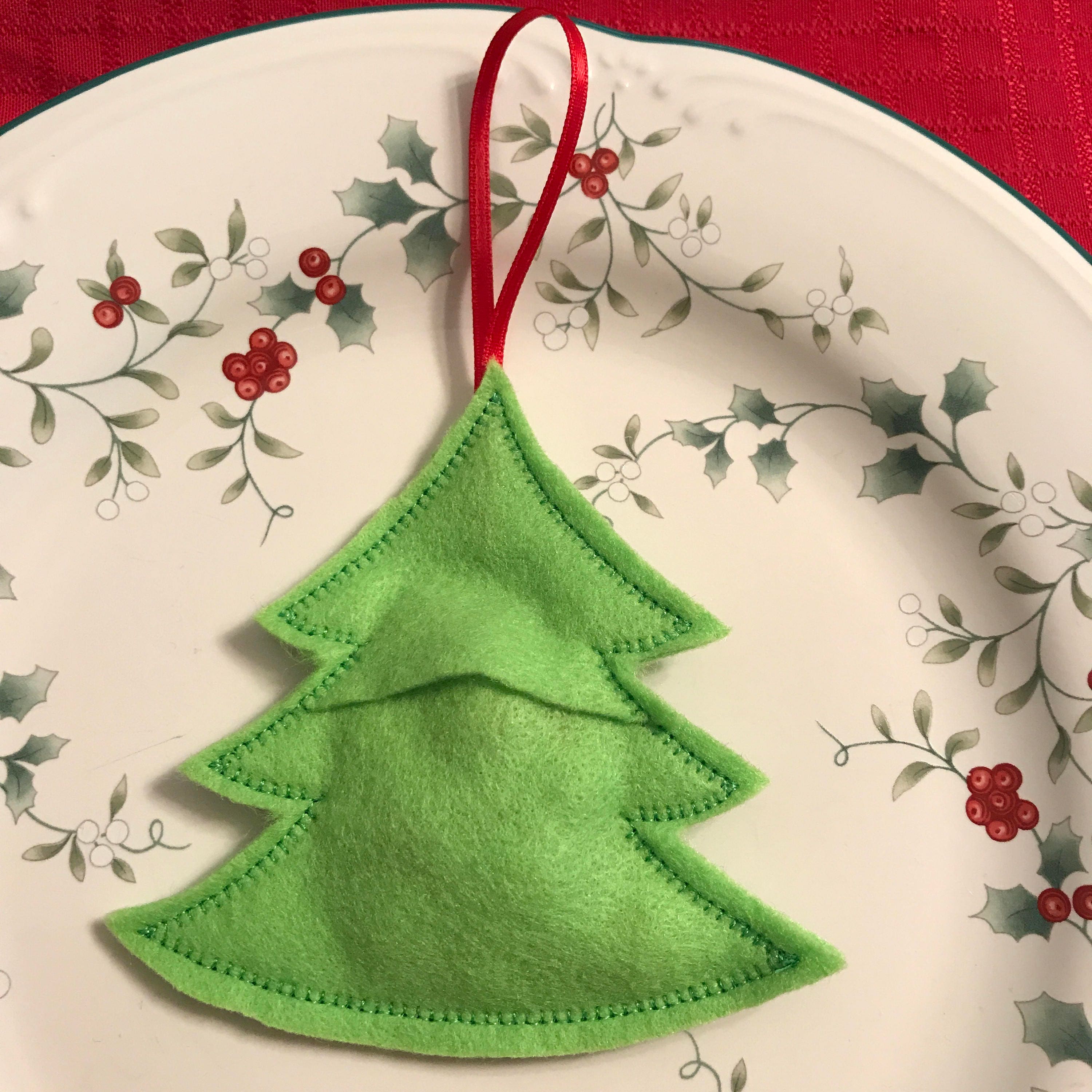 Christmas Tree Wreath Holiday Place Setting Favor | Etsy