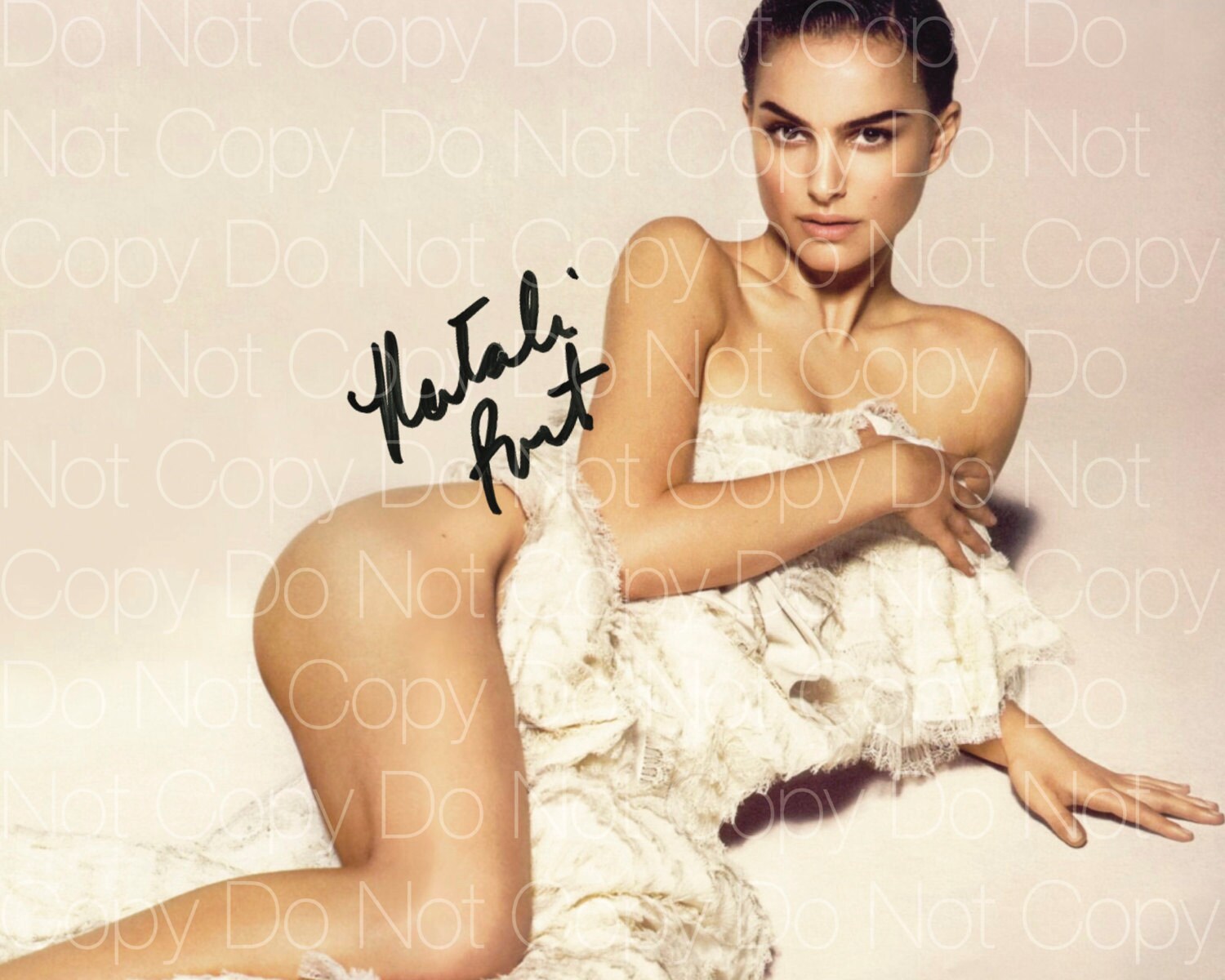 Natalie Portman Sexy pictures and movie scenes Natalie Portman Sexy pictures and movie scenes