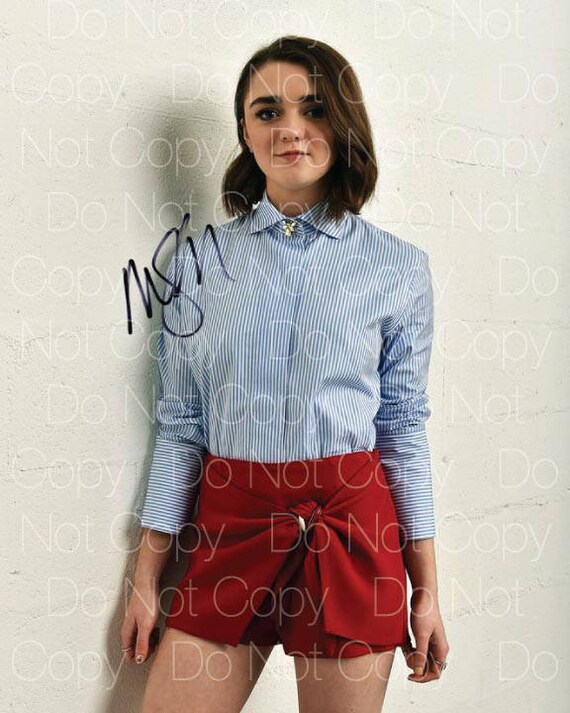 Maisie Williams Nude Maisie Williams Nude