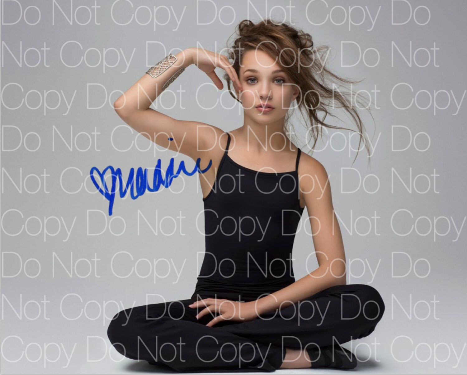 Maddie Ziegler signed Chandelier 8X10 photo picture poster | Etsy