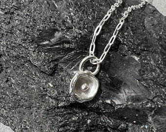 Winzige geschmolzene Sterling Silber handgefertigte Halskette. Bio-Wasserguss ""Austernmuschel"" Halskette." 925 Silber 18" Kette. Recycelter Silberschmuck.