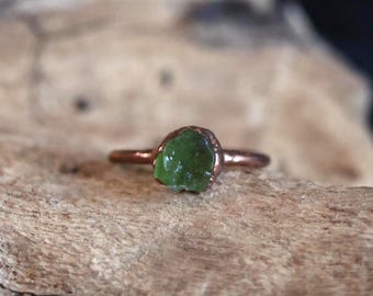 Raw Peridot Copper Ring – Electroformed August Birthstone