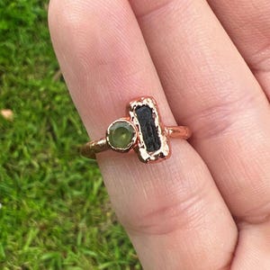 Raw Tourmaline Peridot Copper Ring, Size 4, August Birthstone Jewelry image 7
