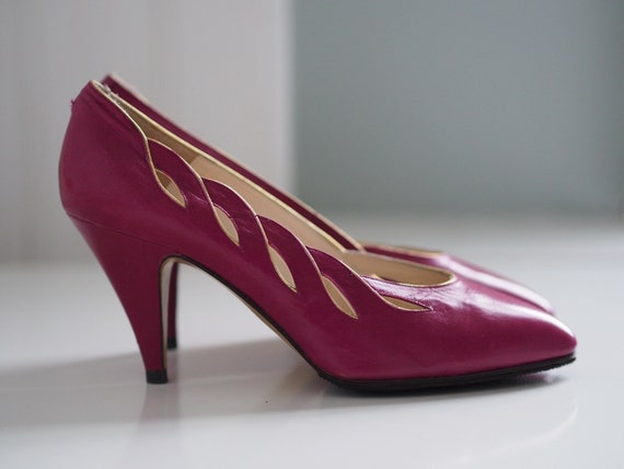 magenta court shoes