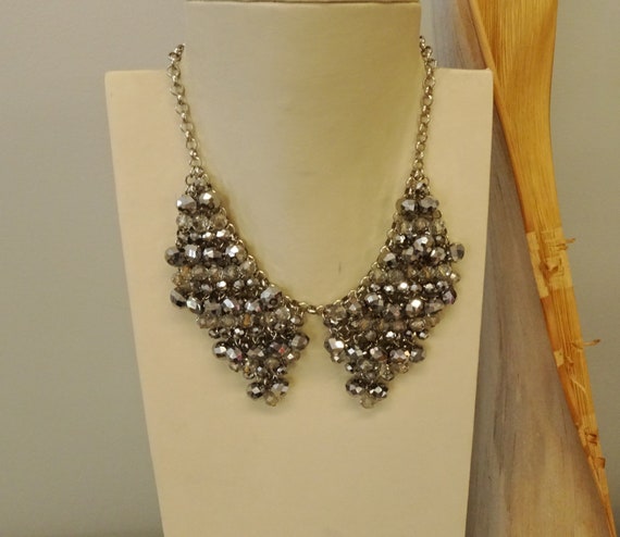 Bowtie beaded glass choker necklace