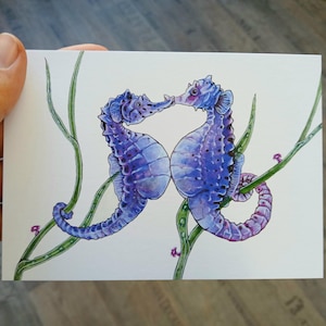 Postkarte "Seepferdchen Paar lila"