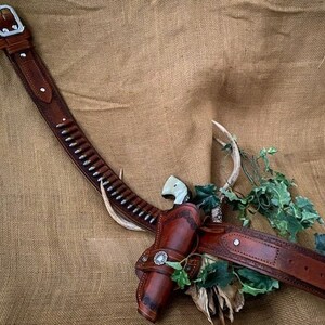 Two Toned Ruger Blackhawk Holster & Belt image 8