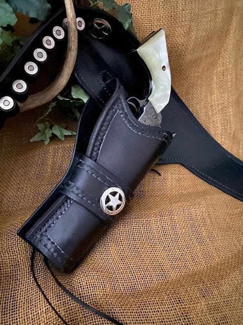 Drop Belt Holster & a Cross Draw Holster on a Belt Etsy