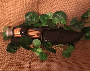 Funda de cuchillo hecha a mano