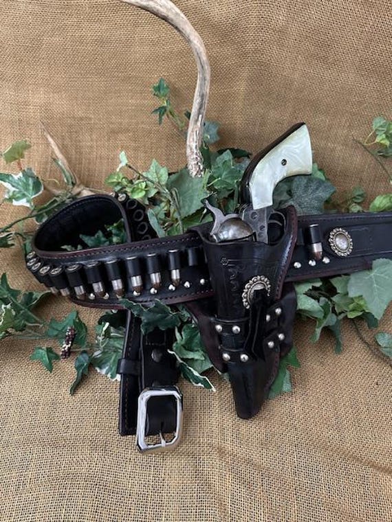 Replica of Johnny Ringo Holster & Belt (shown as a Right or  display picture 1