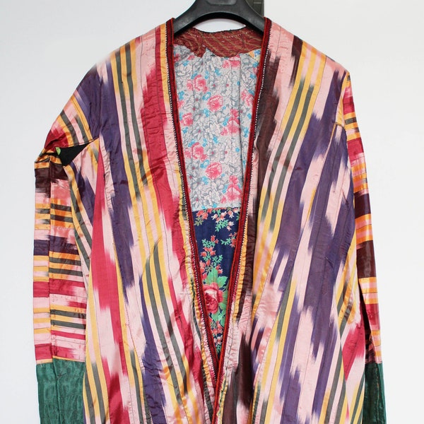 Vintage original kaftan from Uzbek people, Central Asia,  tribal ethnic textile, Oriental textiles, ethnic embroidery from Uzbekistan