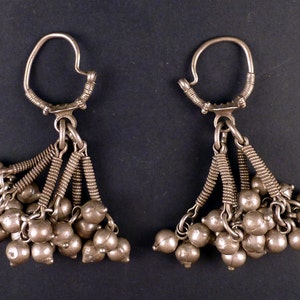 Indian tribal ethnic earrings, silver indian jewelry, jewellery from Himachal Pradesh, ethnic tribal jewelry, indian ethnic silver image 3