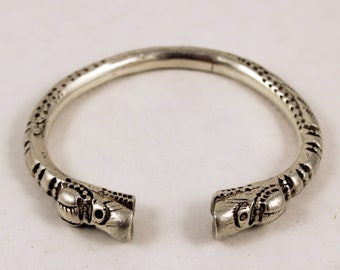 Solid silver Indian bracelet from Himachal Pradesh and Rajasthan, Indian silver, Himachal jewelry, silver bracelet, Jammu bracelet