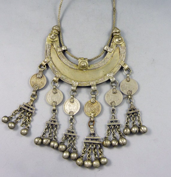Indian Tribal Jewelry Origin and Trends